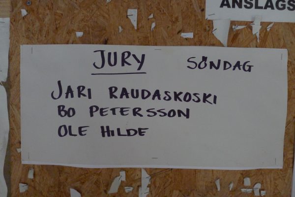 Ny dag, nye muligheter. Søndag var det HV200. I nordisk så er det en mann/dame fra hvert land som er i jury om noe skulle oppstå!